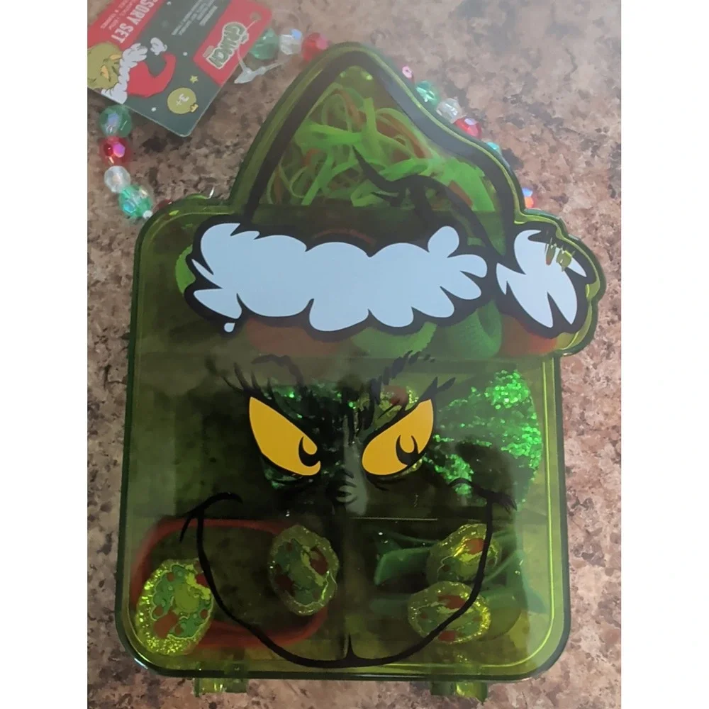 The Grinch Girls Hair Accessory Set Plastic Case Clips Elastics Bow HER Green